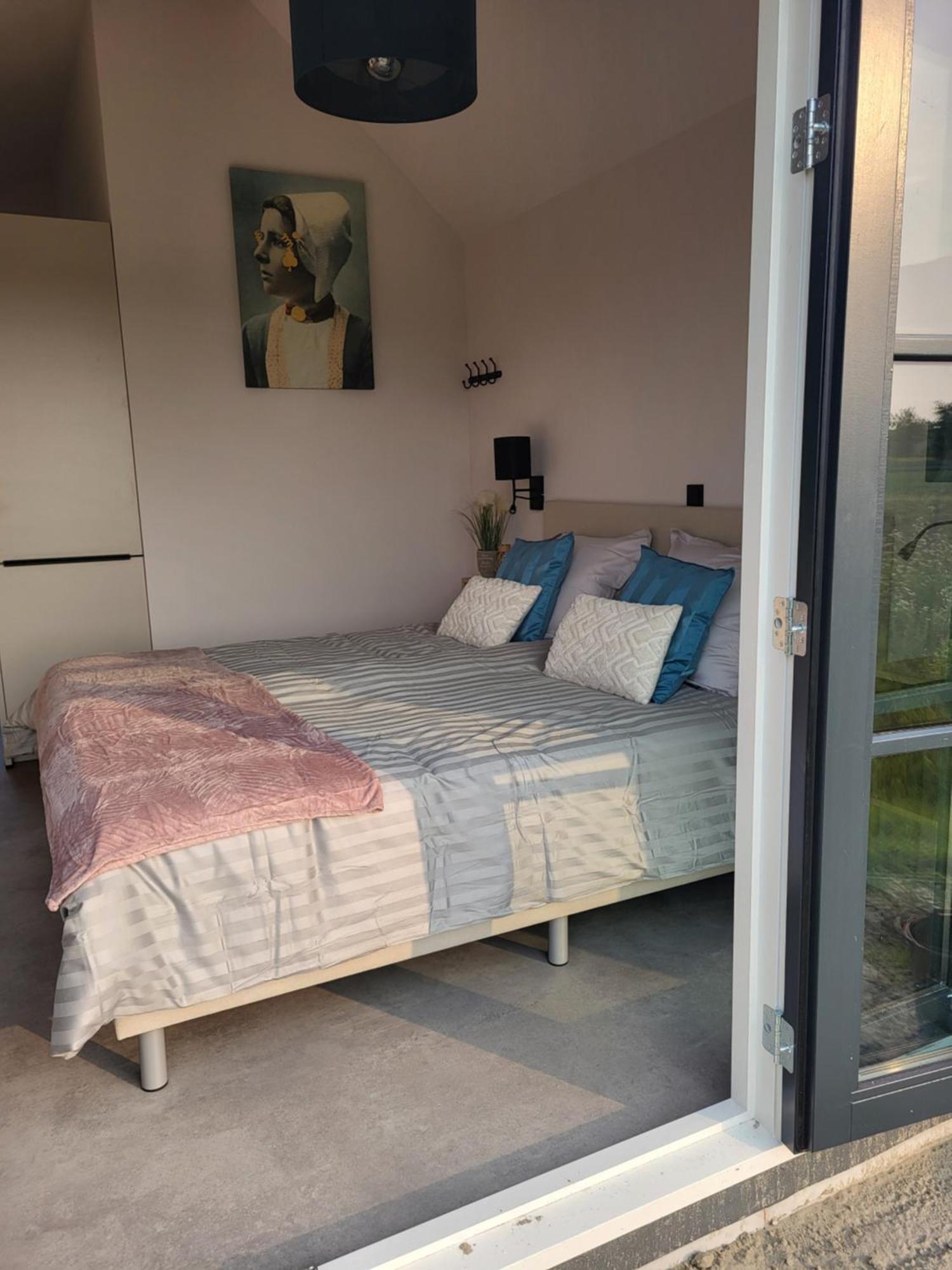 Huisje Mina Vrouwenpolder Luaran gambar